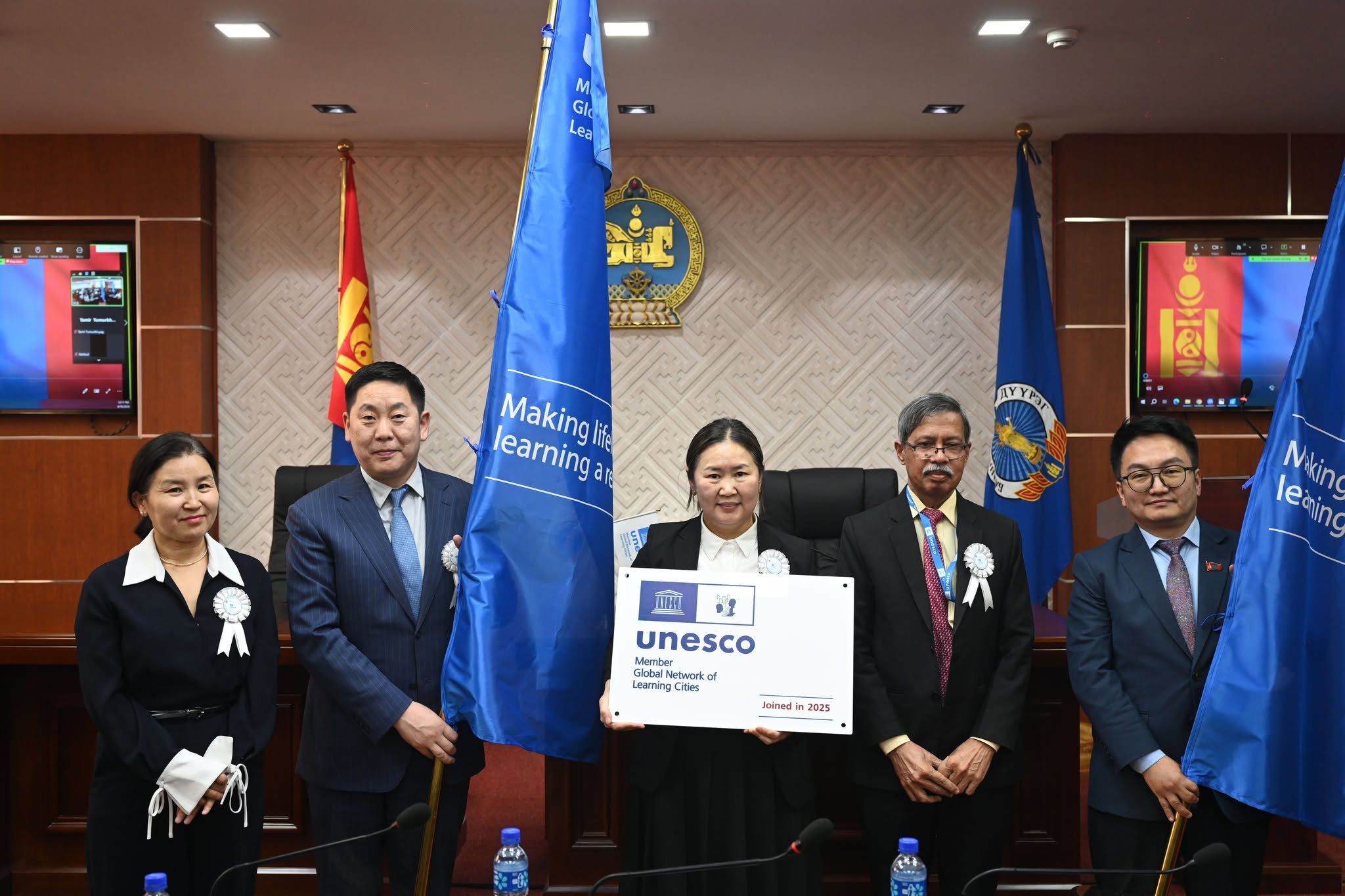 Баянгол дүүрэг дэлхийн 425 шилдэг хотыг эгнээндээ нэгтгэсэн  ЮНЕСКО-ийн "Дэлхийн суралцагч хотуудын сүлжээ"-нд нээгдсэнээ зарлалаа 9