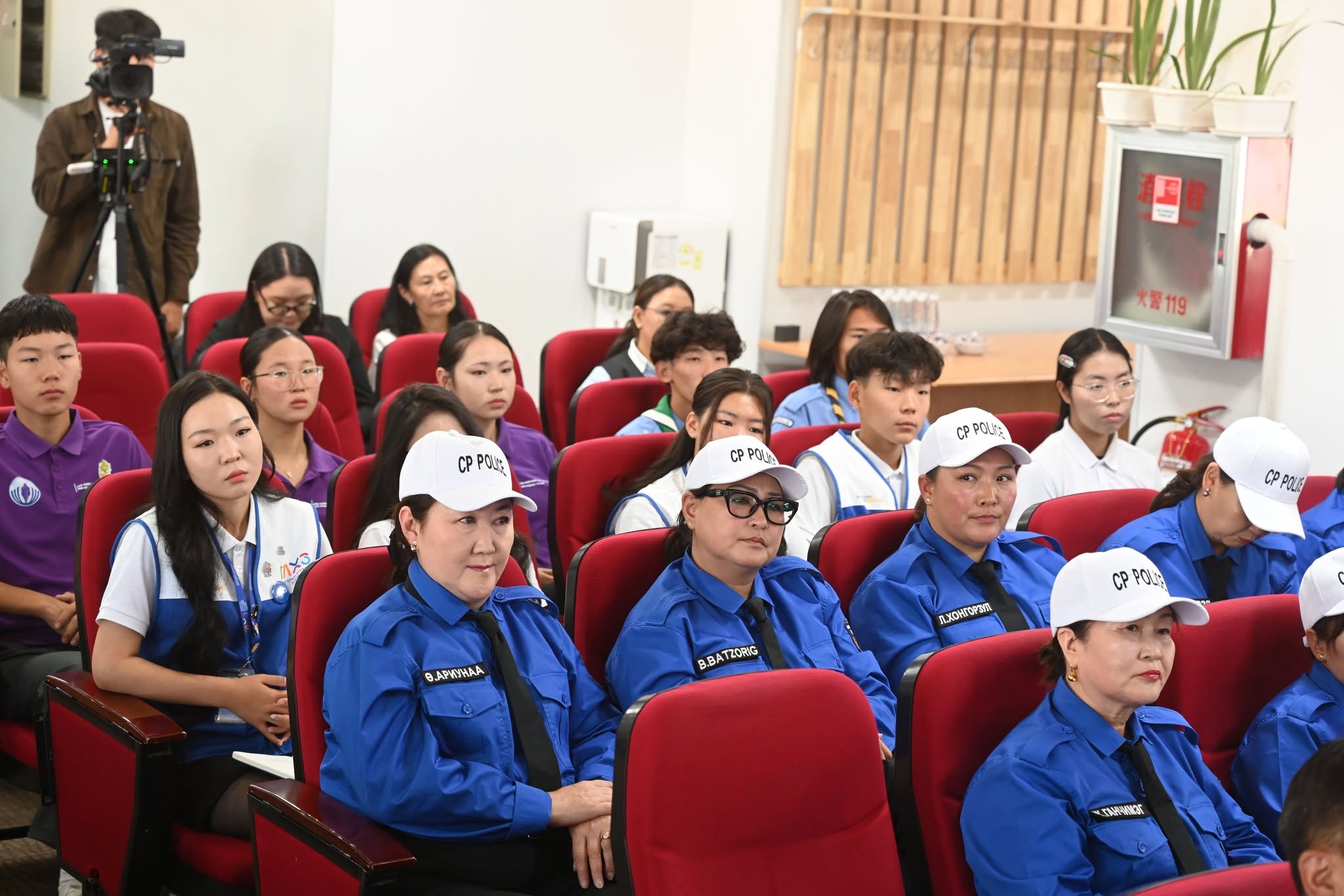 Баянгол дүүргийн ЕБС-иудад хүүхдийг сургуулийн орчинд хамгаалах “СУРГУУЛИЙН ЦАГДАА” ажиллана 3