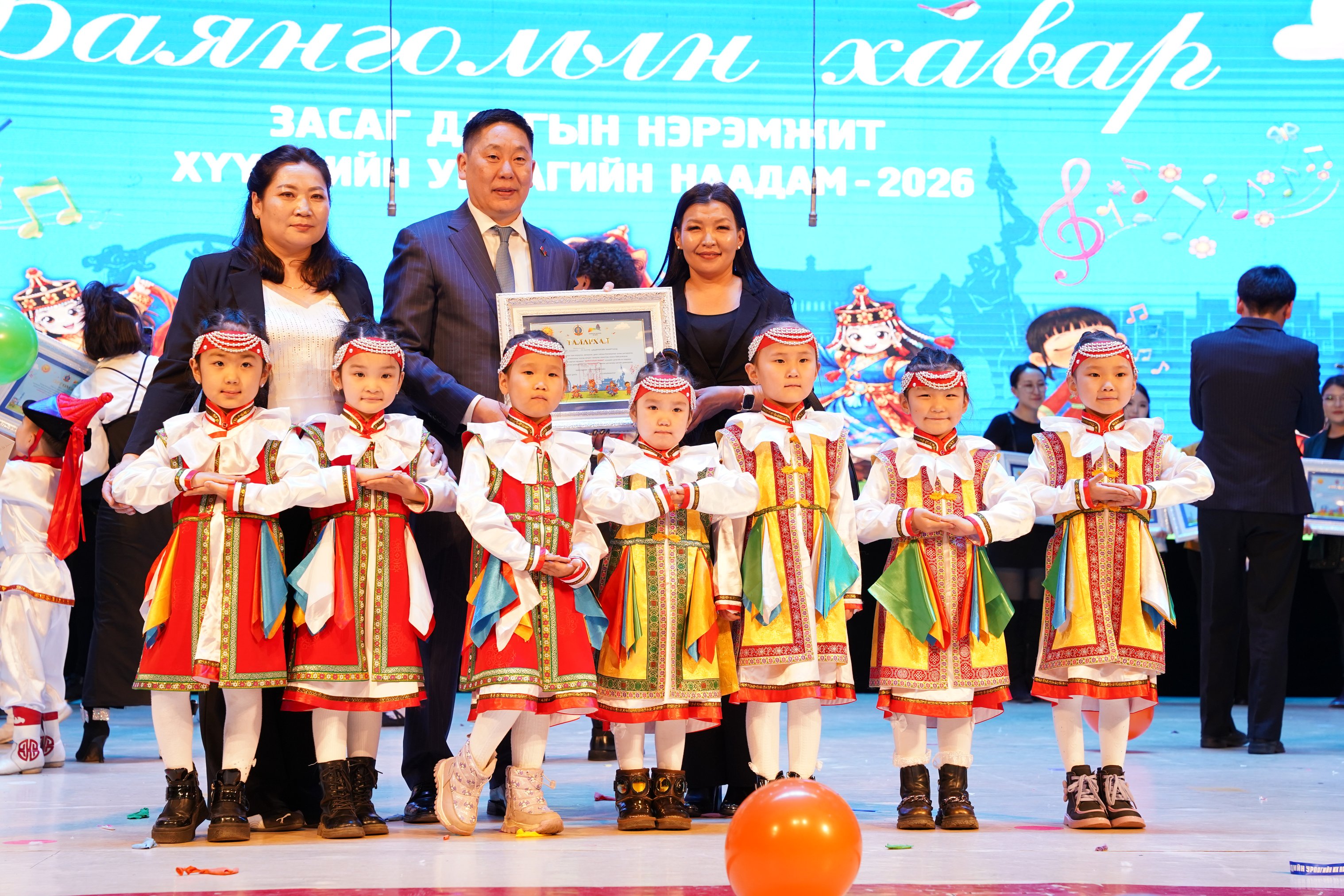 "Баянголын хавар-2026" урлагийн их наадмын “Гала тоглолт” болж, шилдгүүдээ тодрууллаа